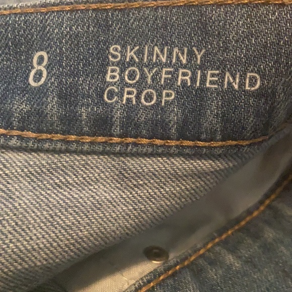 A.n.a Women’s Skinny Boyfriend Cropped Jeans with Small Rips 8 - Picture 5 of 7